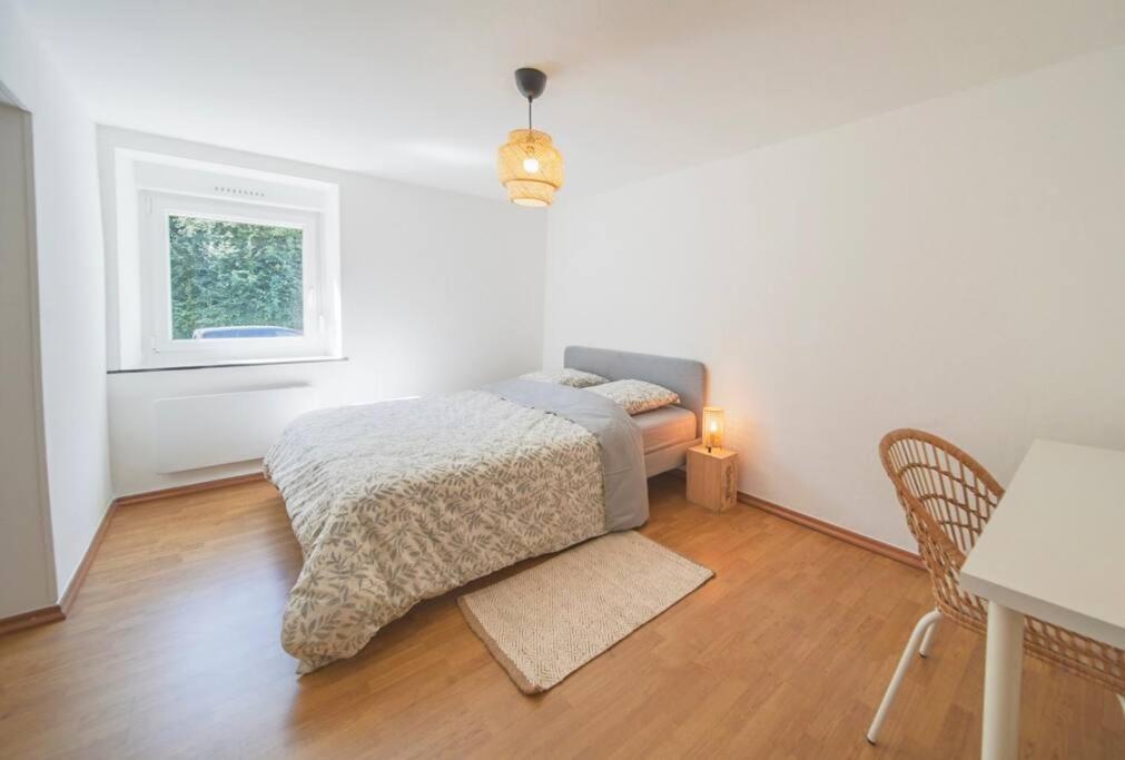 Charmant Appartement 2 Chambres Proche Luxembourg Redange Exterior foto