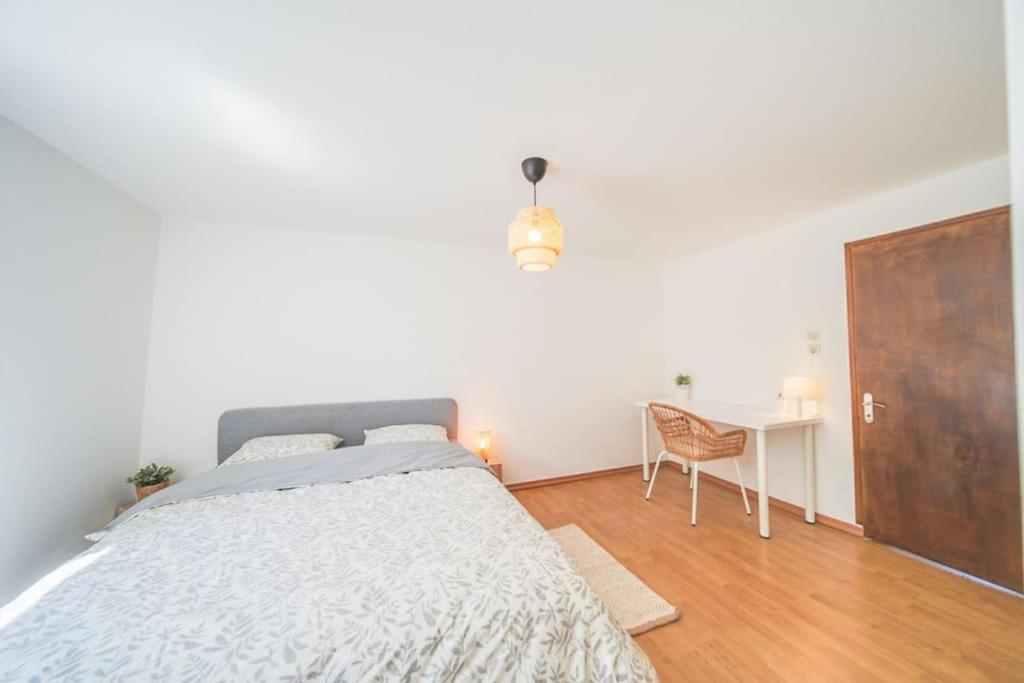 Charmant Appartement 2 Chambres Proche Luxembourg Redange Exterior foto